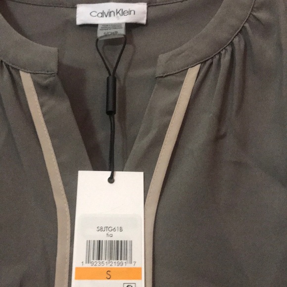 FINAL! Must go by 8/15 Calvin Klein blouse - Picture 2 of 2